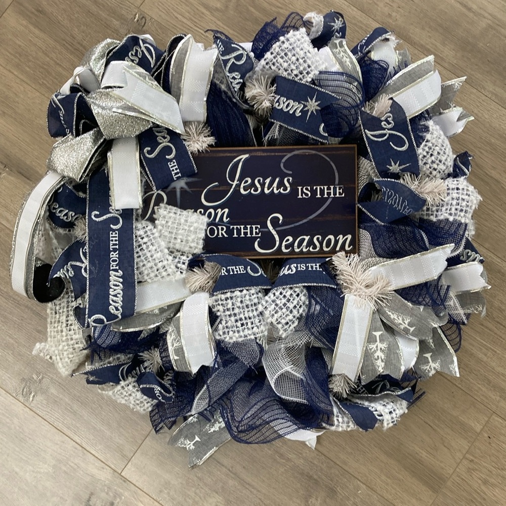 Christmas Silver Shimmer ‘Jesus is the Reason for the Season’ Wreath